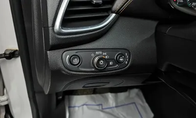 ChevroletGMDaewoo Trax 2017, 126669 км, за 4269.57 USD - фото 14
