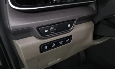 Kia Canival 2025, 21173 км, за 25272.42 USD - фото 27