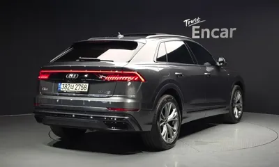 Audi Q8 2022, 42835 км, за 98463.96 USD