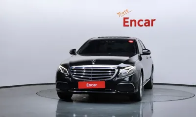 Mercedes-Benz E-Class 2019, 111875 км, за 16083.86 USD