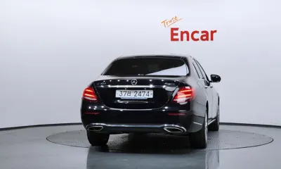 Mercedes-Benz E-Class 2019, 111875 км, за 16083.86 USD