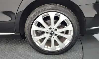 Mercedes-Benz E-Class 2019, 111875 км, за 16083.86 USD - фото 21