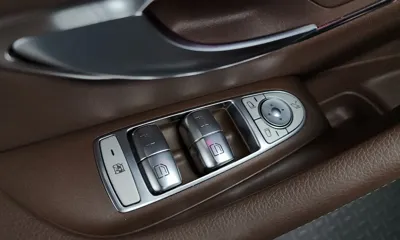 Mercedes-Benz E-Class 2019, 111875 км, за 16083.86 USD - фото 38