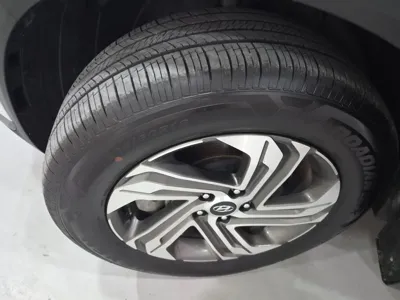 Hyundai Santafe 2022, 19223 км, за 15754.23 USD
