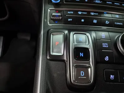 Hyundai Santafe 2022, 19223 км, за 15635.19 USD - фото 9