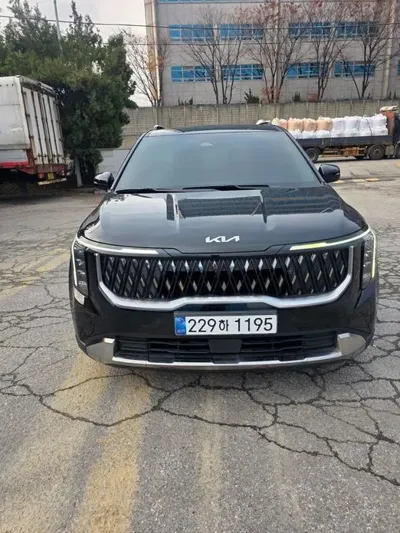 Kia Canival · 2025 год