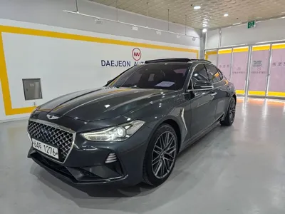 Genesis G70 2018, 178216 км, за 10093.11 USD
