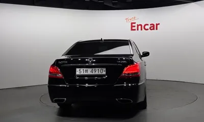 Hyundai Equus 2012, 233451 км, за 2019.55 USD