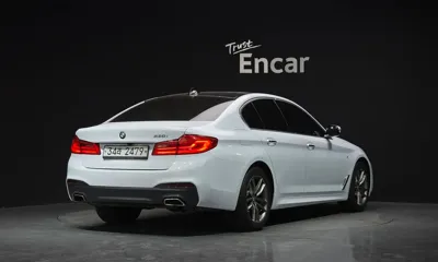 BMW 5-Series 2018, 123721 км, за 13651.43 USD