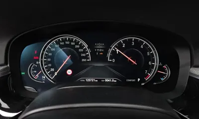 BMW 5-Series 2018, 123721 км, за 13651.43 USD - фото 8