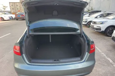 Audi A4L 2015, 70400 км, за 11220 USD - фото 22