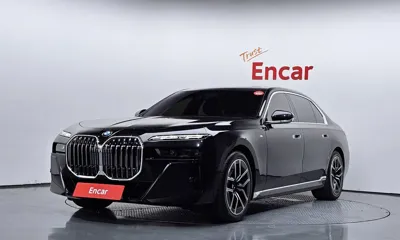 BMW 7-Series · 2025 год