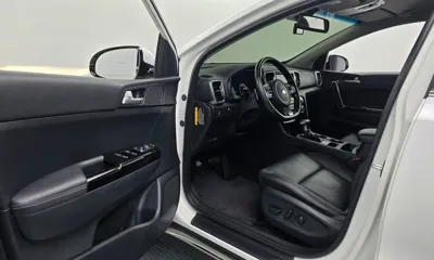 Kia Sportage 2018, 74946 км, за 8791.65 USD - фото 10