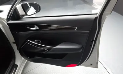 Kia K7 2018, 136926 км, за 7877.12 USD - фото 24