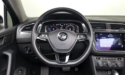 Volkswagen Tiguan 2020, 100861 км, за 16588.62 USD - фото 12