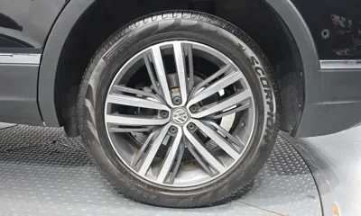 Volkswagen Tiguan 2020, 100861 км, за 16588.62 USD - фото 21