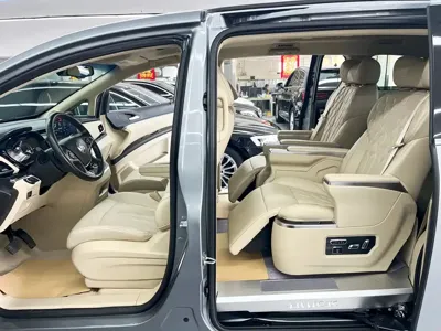 Buick GL8 2024, 30000 км, за 20512.37 USD - фото 8