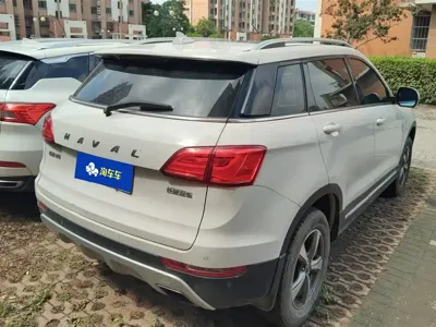 Haval H6 Coupe 2016, 100399 км, за 3531.42 USD