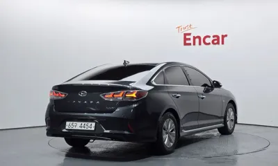 Hyundai Sonata 2018, 103580 км, за 6821.19 USD