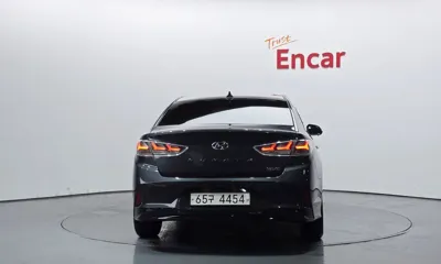 Hyundai Sonata 2018, 103580 км, за 6821.19 USD
