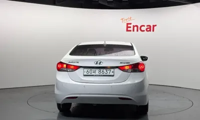 Hyundai Avante 2012, 133927 км, за 2444.66 USD