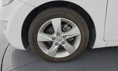 Hyundai Avante 2012, 133927 км, за 2444.66 USD