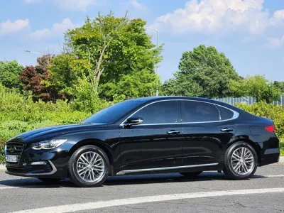 Hyundai Grandeur 2019, 176200 км, за 5842.2 USD