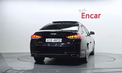 Hyundai Genesis 2015, 161015 км, за 6826.83 USD