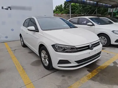 Volkswagen Polo 2023, 29500 км, за 8295.38 USD