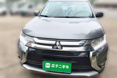 Mitsubishi Outlander 2018, 89500 км, за 9825 USD