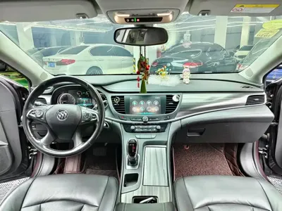 Buick LaCrosse 2018, 73000 км, за 6463.09 USD - фото 11