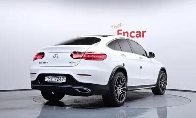 Mercedes-Benz GLC-Class 2018, 45237 км, за 19665.88 USD