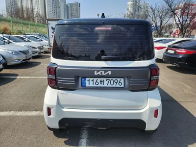 Kia Ray 2024, 61000 км, за 10097.73 USD