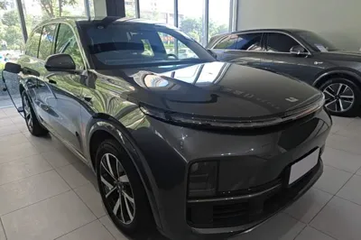 Li Auto L8 2023, 25600 км, за 33185 USD