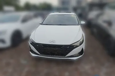 Hyundai Elantra 2022, 83200 км, за 8641 USD