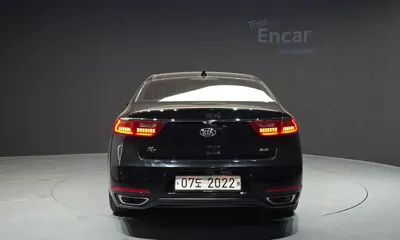 Kia K7 2018, 54987 км, за 9706.85 USD