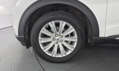 Ford Explorer 2021, 135800 км, за 14000.12 USD