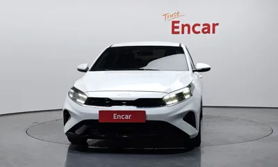 Kia K3 2022, 93817 км, за 8139.61 USD