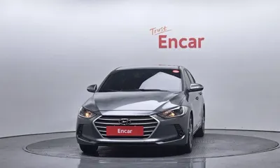 Hyundai Avante 2017, 122336 км, за 5279.15 USD