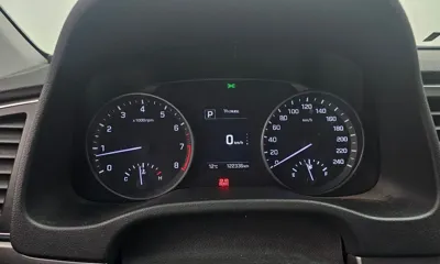 Hyundai Avante 2017, 122336 км, за 5244.85 USD - фото 8