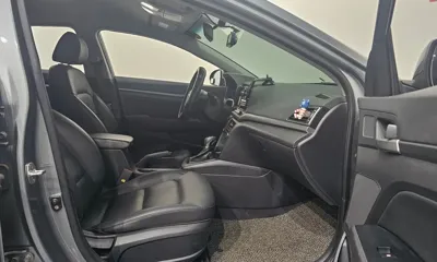 Hyundai Avante 2017, 122336 км, за 5244.85 USD - фото 11