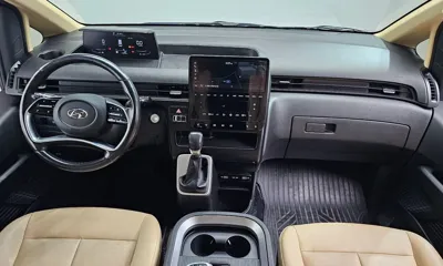Hyundai Staria 2022, 115924 км, за 13876.23 USD - фото 7