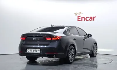 Kia K7 2017, 159494 км, за 5939.87 USD