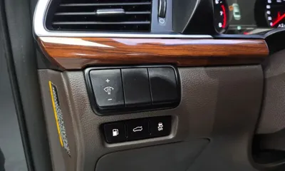 Kia K7 2017, 159494 км, за 5901.27 USD - фото 18