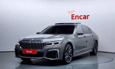 BMW 7-Series · 2021 год