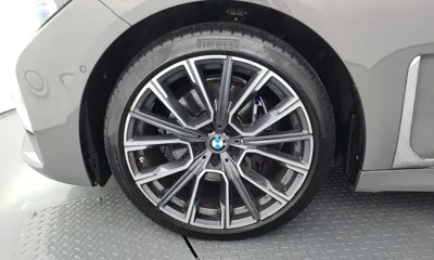 BMW 7-Series 2021, 162527 км, за 32683.47 USD