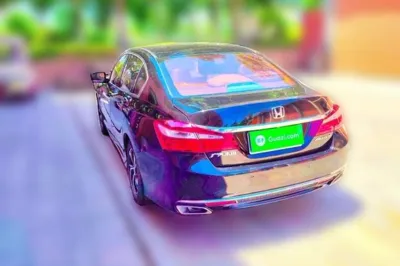 Honda Accord 2016, 120200 км, за 10986 USD
