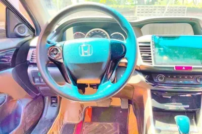 Honda Accord 2016, 120200 км, за 10986 USD