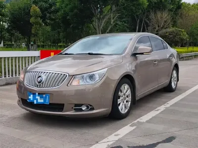 Buick LaCrosse · 2011 год