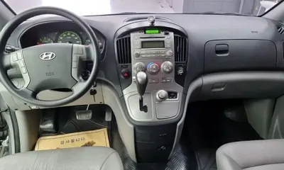 Hyundai Starex 2015, 80300 км, за 7800.82 USD - фото 7